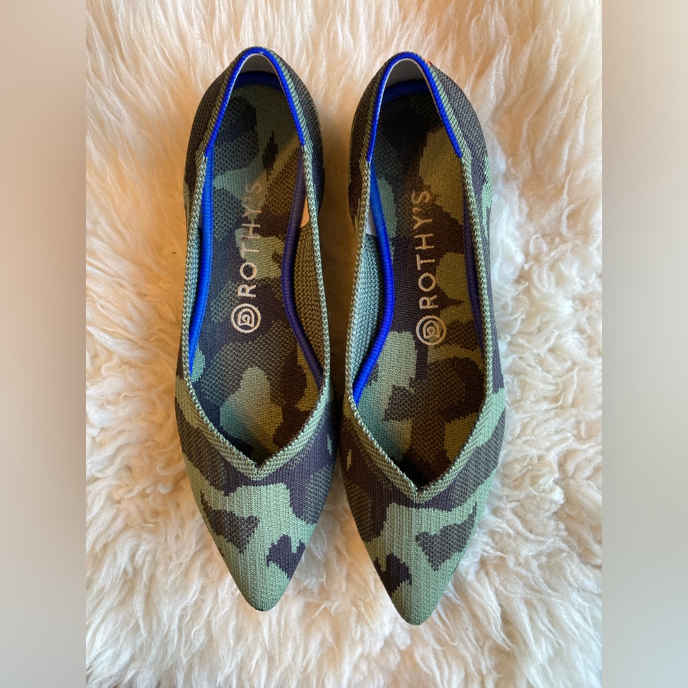 Women’s Green Camo Rothy’s Size 9